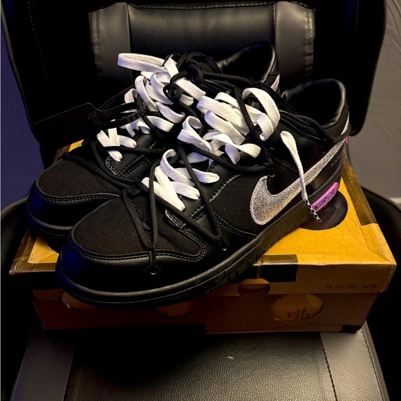 Off White Dunk Low “Lot 50 of 50” - Picture 2 of 11